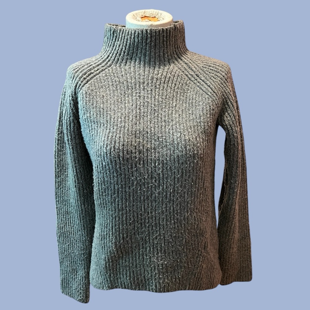Madewell Grey turtleneck sweater